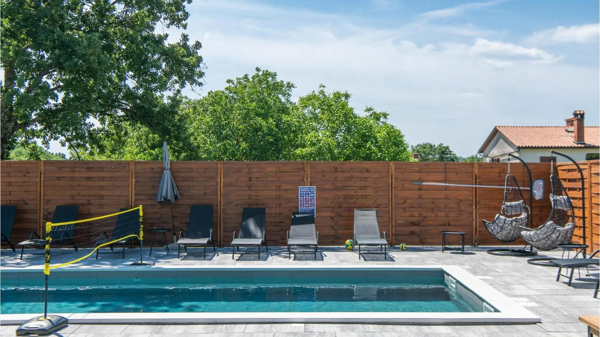 Holiday home 6 Bedroom Beautiful Home In Nedescina Ruzici