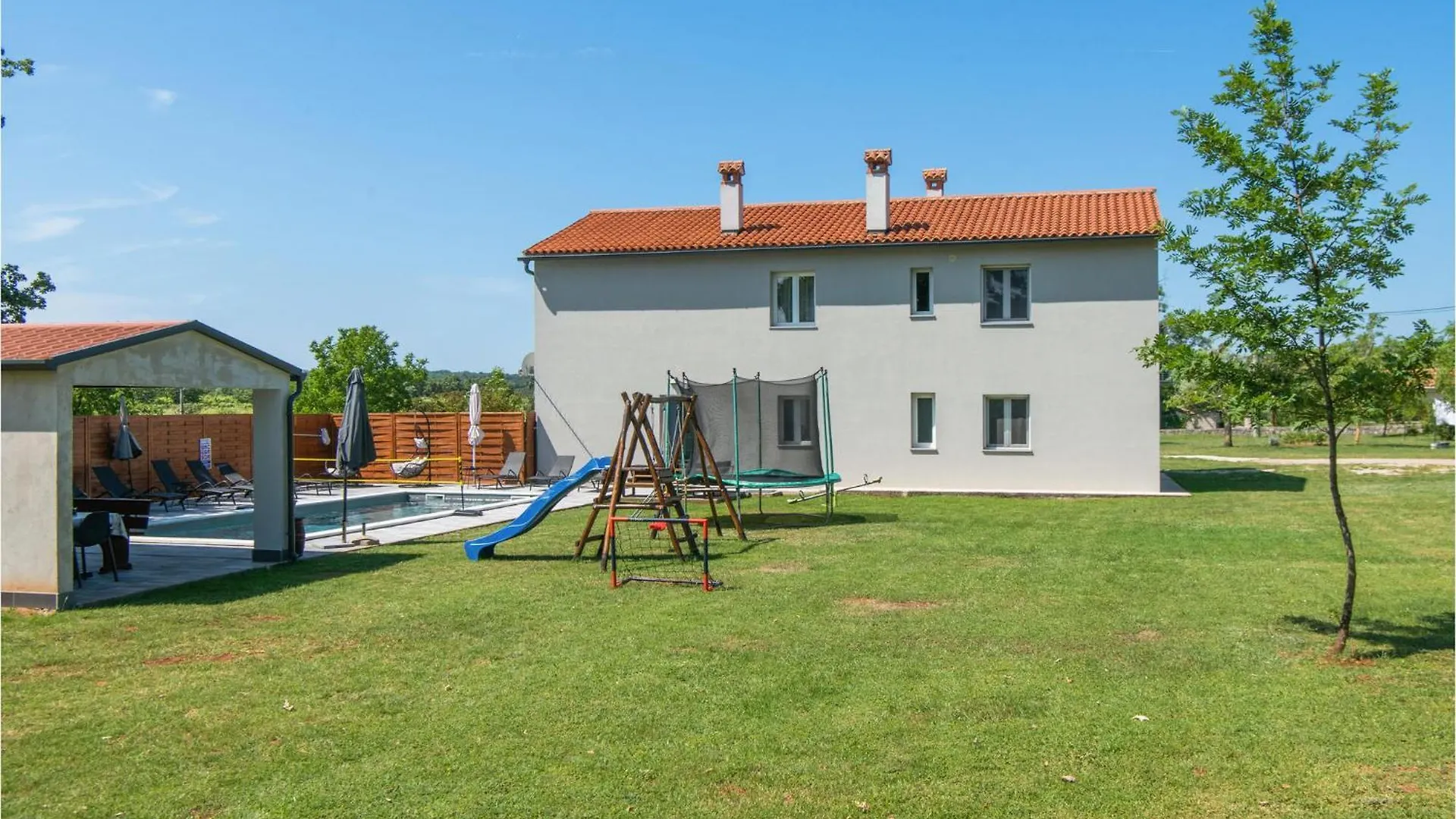 Holiday home 6 Bedroom Beautiful Home In Nedescina Ruzici